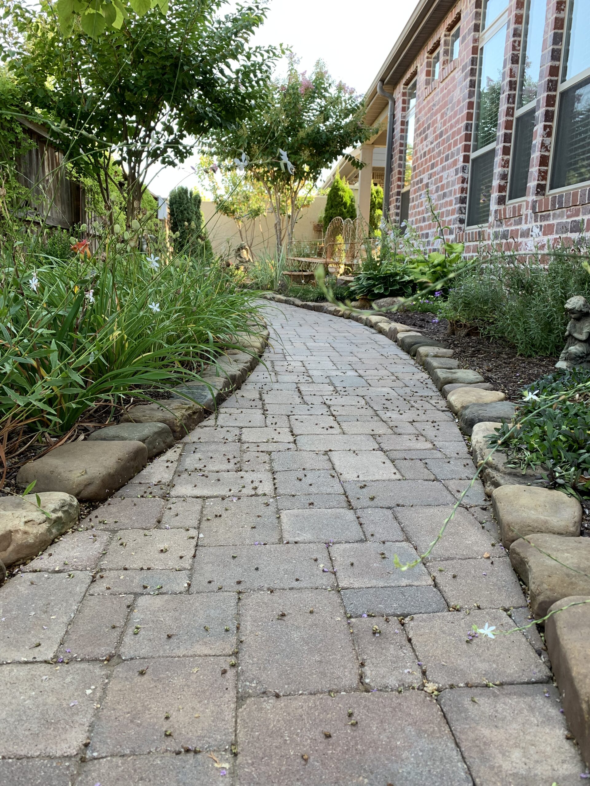 The right walkway makes small spaces inviting